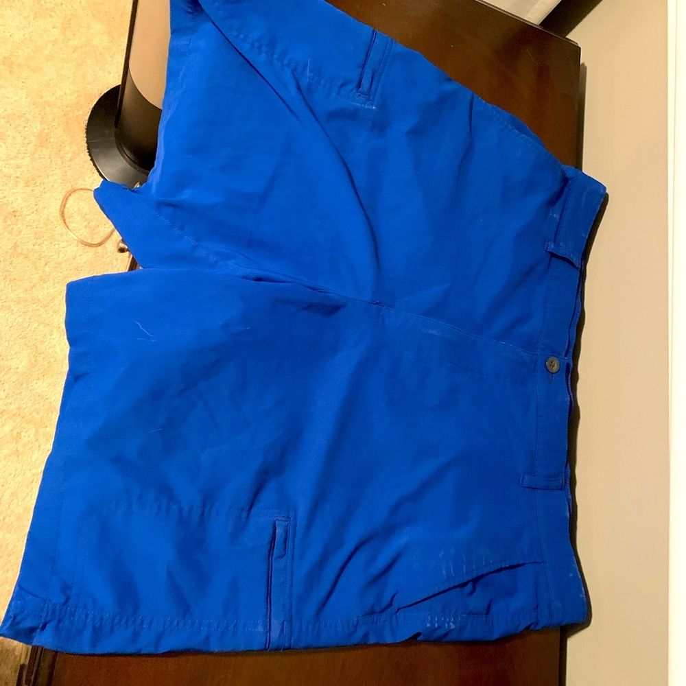 Chaps Golf shorts electric blue